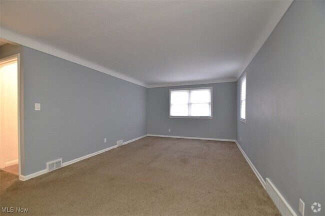 Building Photo - 4666 E 86th St Unit UP Rental