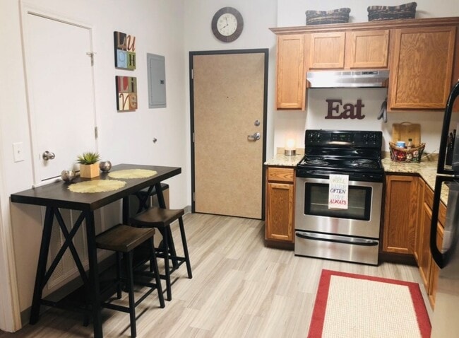 Photo - Heritage Center Apartments