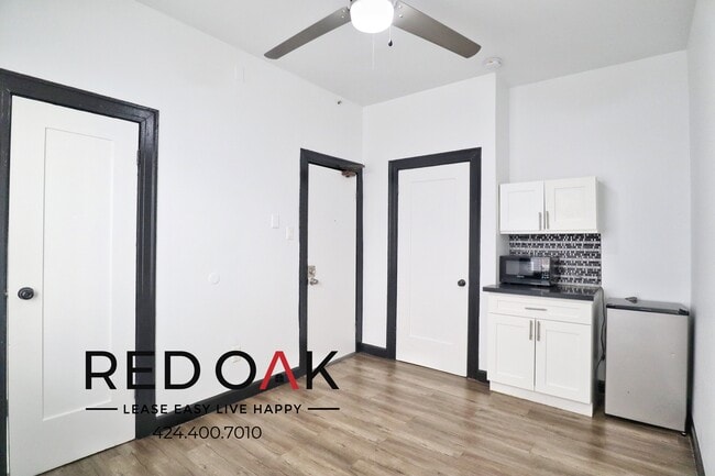 Photo - 5849 Sunset Blvd Unit 102