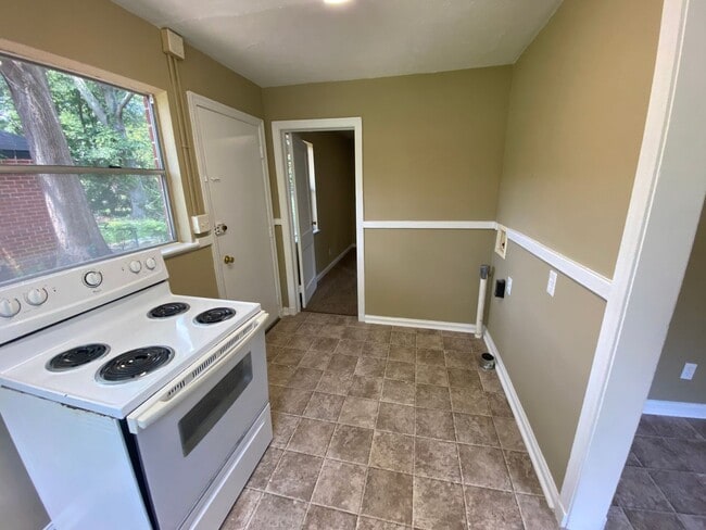 Photo - 3129 Baker Cir