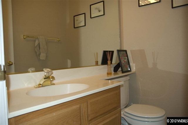 Building Photo - 3964 Glenview Terrace