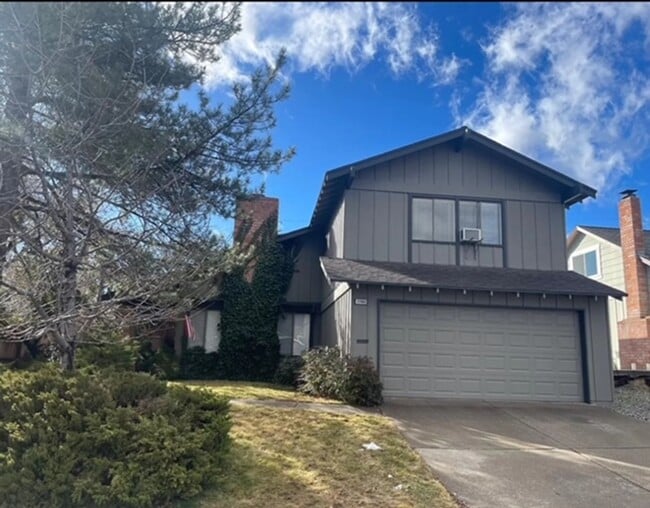 Building Photo - Single Family home in North West