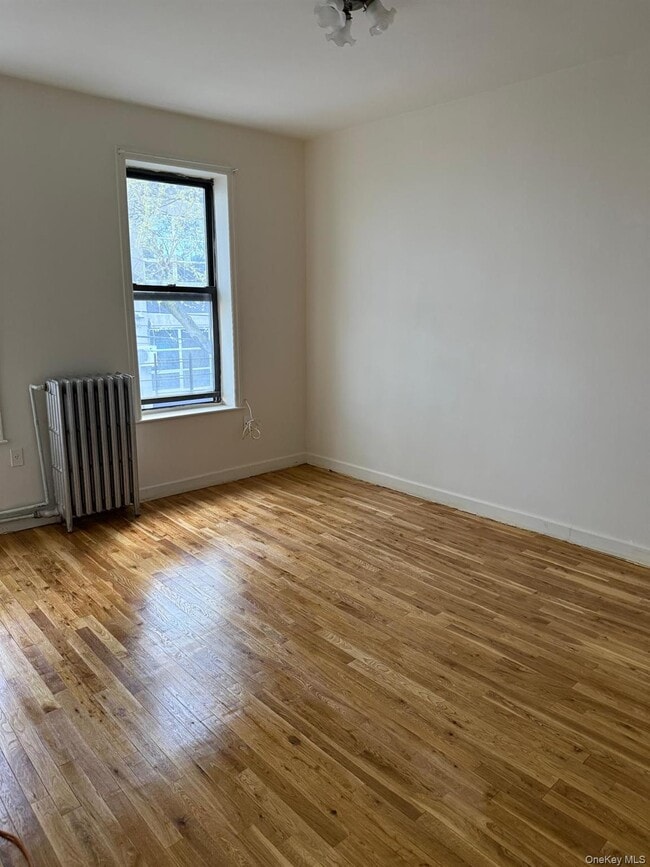 Building Photo - 1448 36th St Unit 2R
