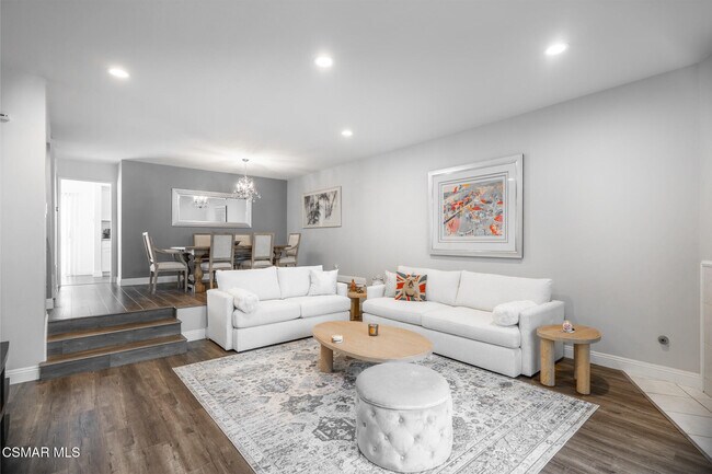 Photo - 21901 Burbank Blvd