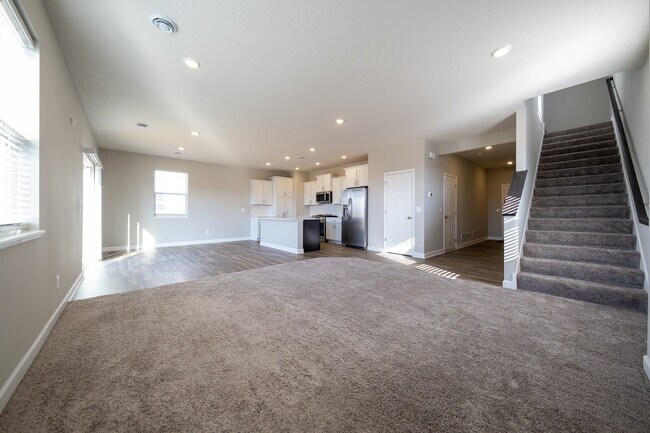 Photo - 7368 183rd St W