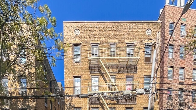 Photo - 13217 Maple Ave