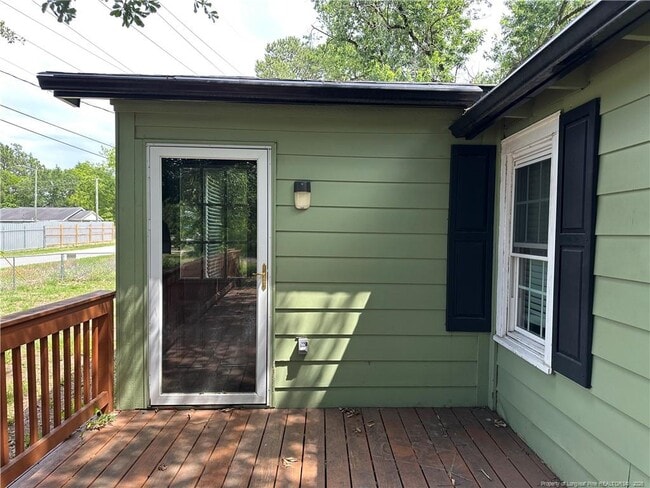 Photo - 420 W Mountain Dr