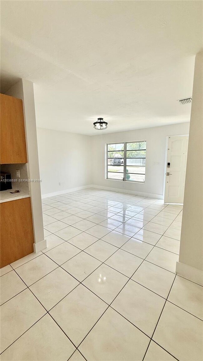 Photo - 11952 SW 37th Terrace