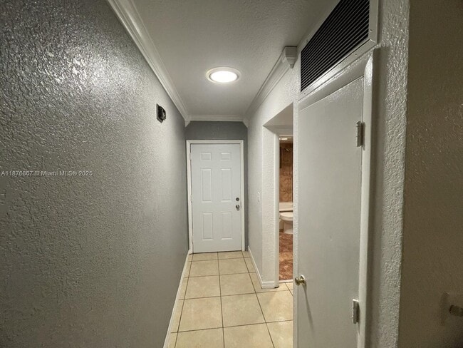 Photo - 20490 NW 7th Ave Unit 5