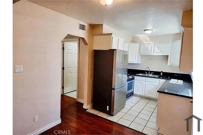 Photo - 12916 Bloomfield Ave