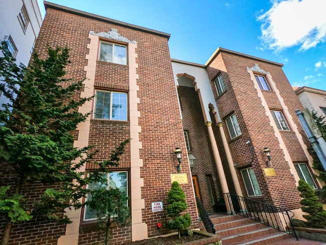 EXTERIOR - Rena Villa