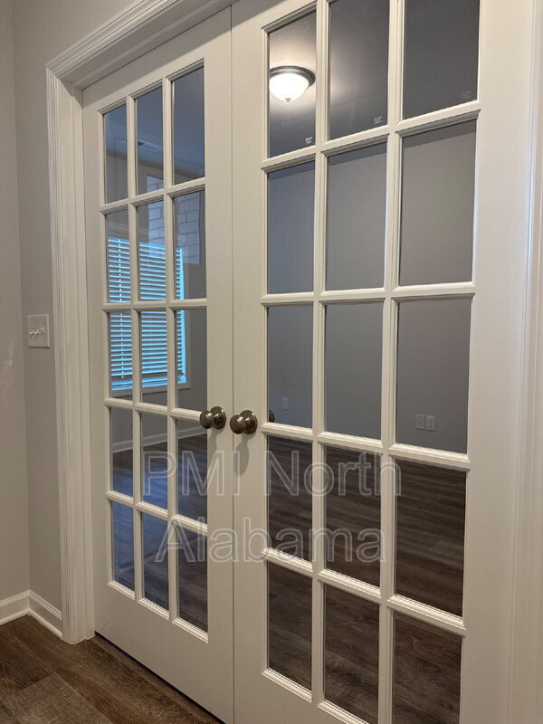 Photo - 102 Ranna Dr