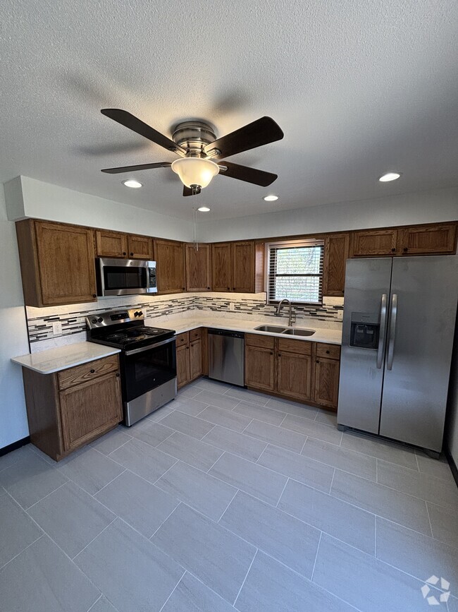 Building Photo - 4407 70th St Rental