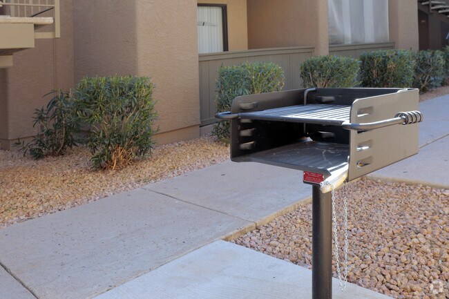 Willow Creek Apartments For Rent in Tempe, AZ