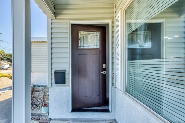 Photo - 3052 Eddy Cir