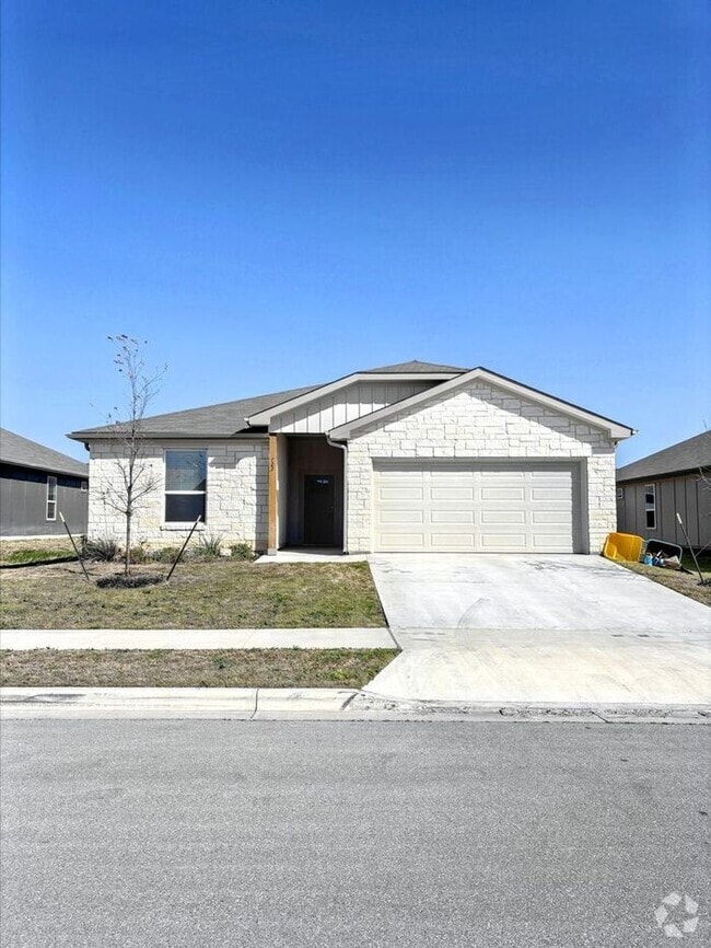 Building Photo - 722 Freedom Cir Rental