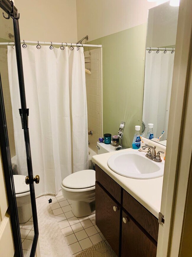 Photo - Lakewood Commons K204