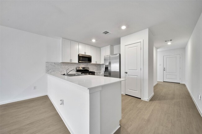 Photo - 31406 Casacalenda Ln