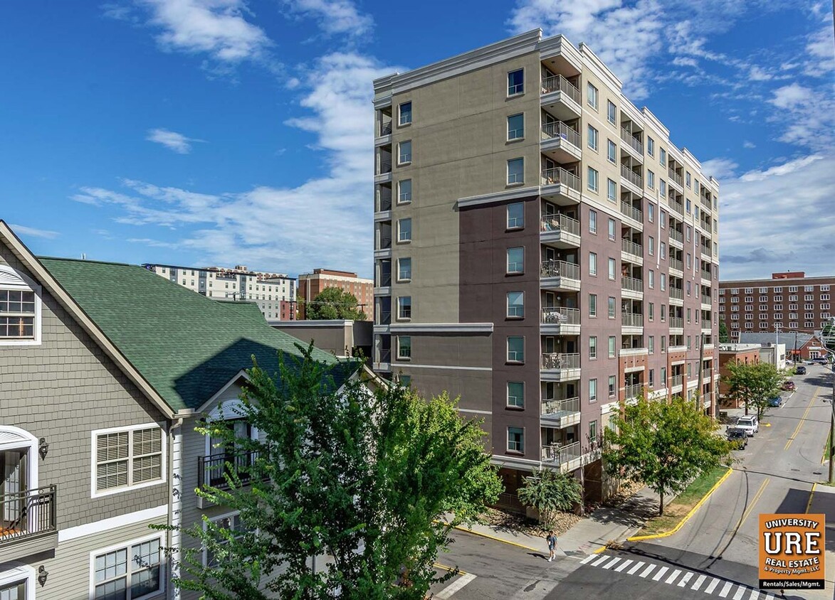 Lake Plaza #904- 3BD/2BA 2025-2026 - Lake Plaza #904- 3BD/2BA 2025-2026