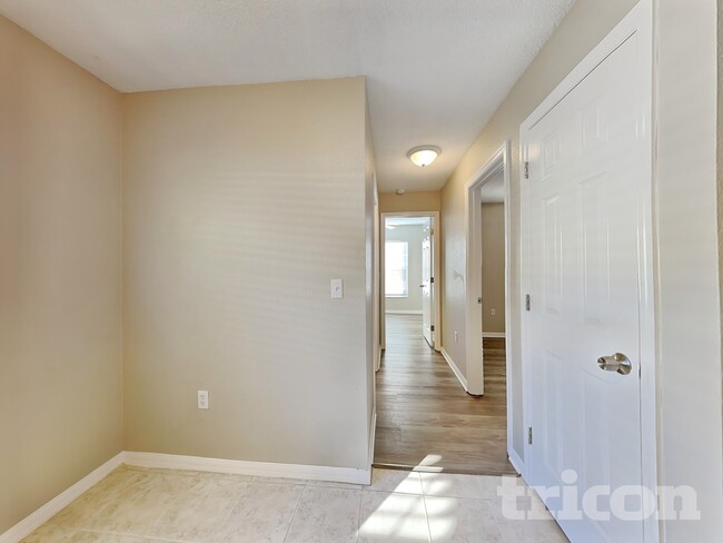 Photo - 1782 Grey Fox Dr