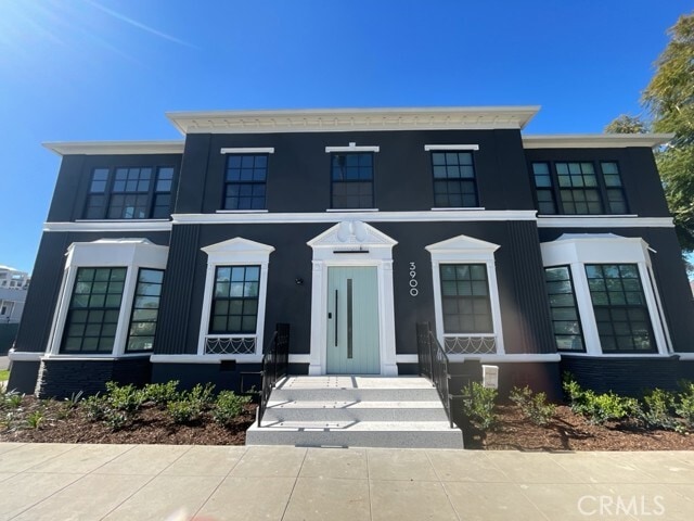 Building Photo - 3900 5th St Unit 19