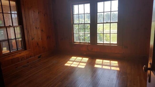 Photo - 2745 Sherrills Ford Rd