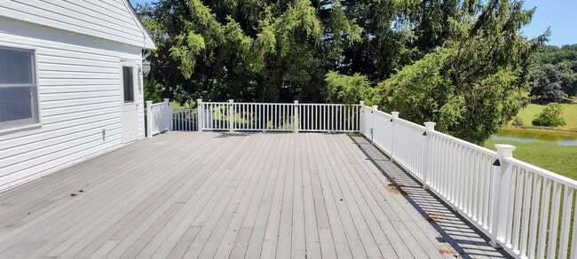 Photo - JARRETTSVILLE SINGLE FAMILY HOME ON WORKING FARM