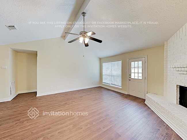 Photo - 9422 Chartermoss Cir