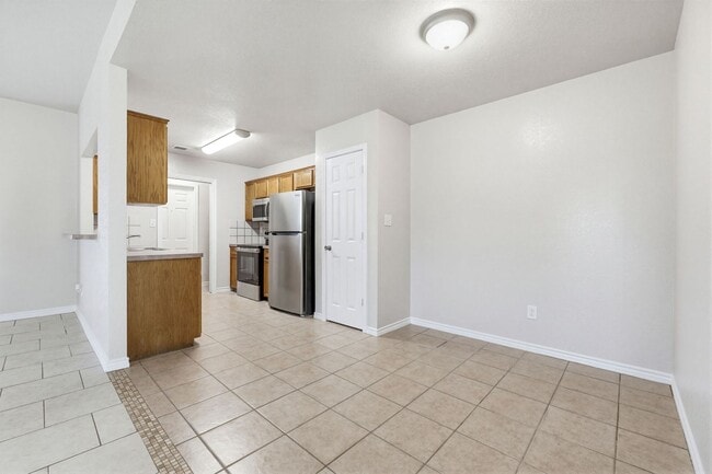 Photo - 3605 Westwood Dr Unit B
