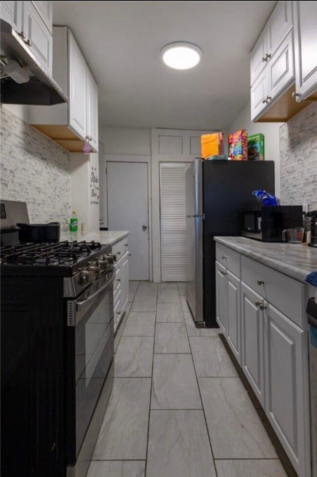 Building Photo - 705 Cherokee St Unit 2 1 bed 1 bath