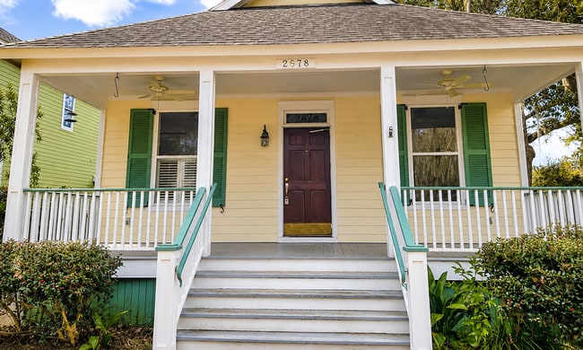 Photo - 2678 Broad St