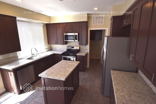 2667 Ridgewater Cir
