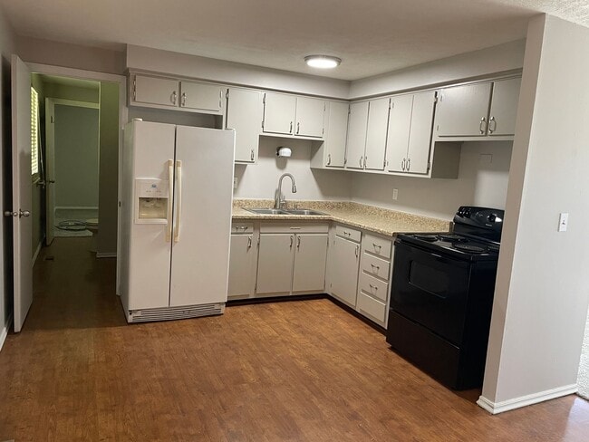 Photo - 4 Bedroom Home in Huber Heights