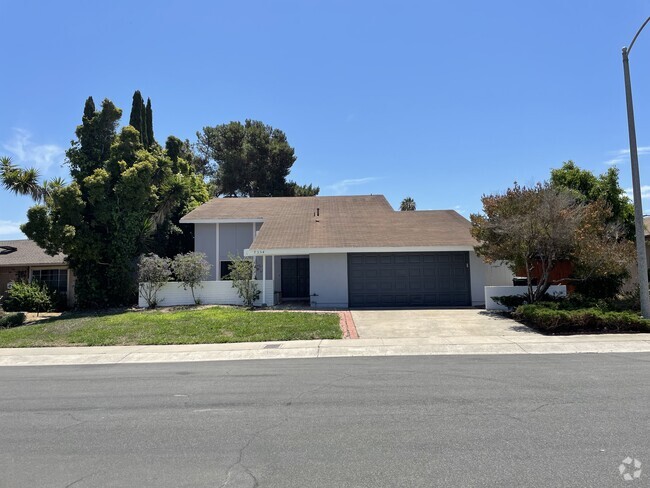 Building Photo - Steinbeck Rental