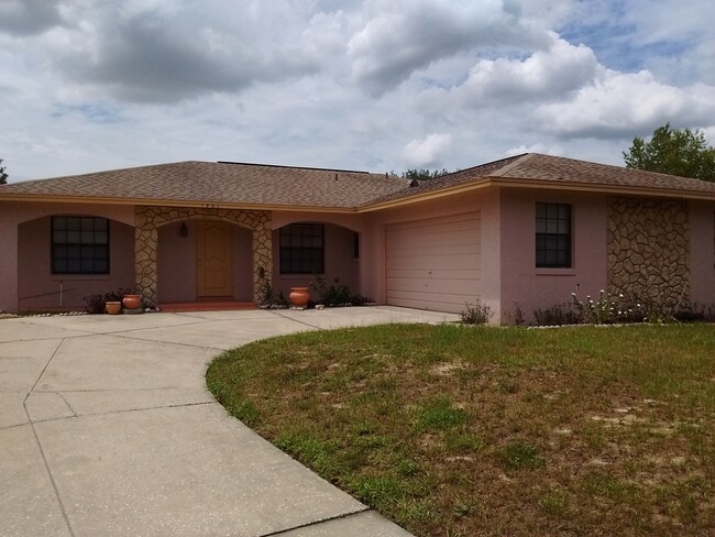 Country Living Close In! Three Bedroom/Two... - Country Living Close In! Three Bedroom/Two... Casa