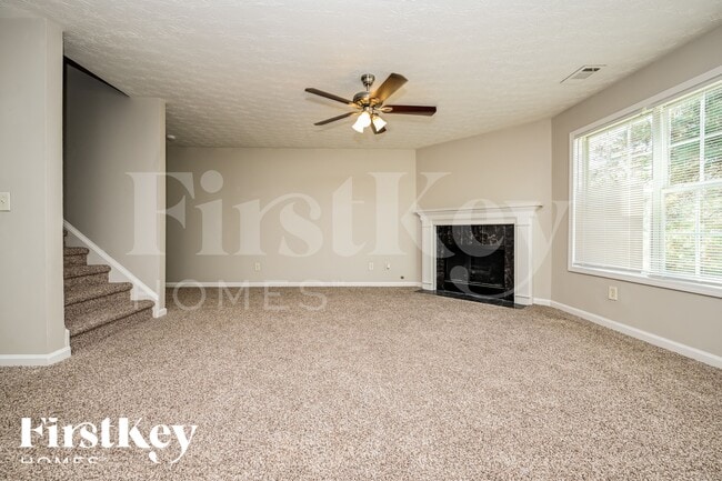 Photo - 619 Shadow Valley Ct