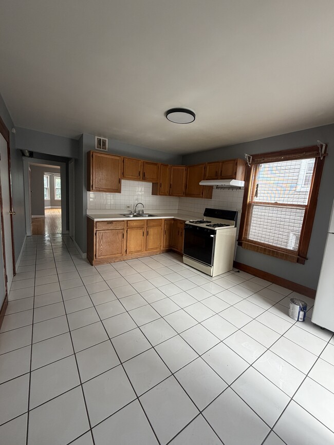 Photo - 2828 N Christiana Ave Unit 2nd Floor