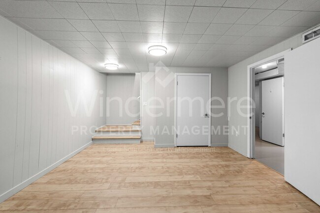 Photo - 1402 S Jefferson St Unit 1402 S Jefferson