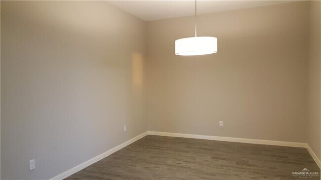 Photo - 19 Lost Creek Ln