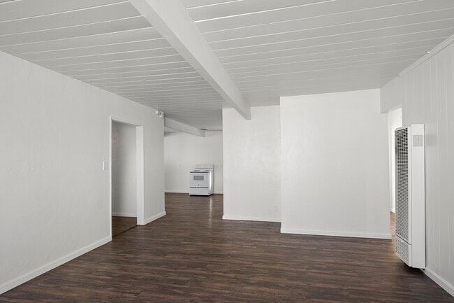 Photo - 5415 Lenox Dr