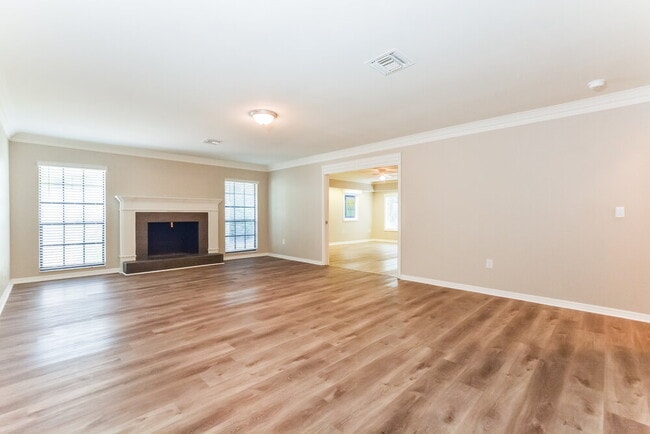 51 Dogwood Ln