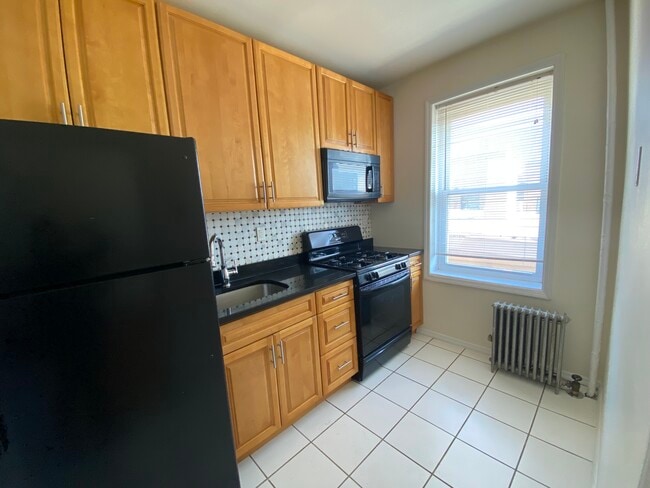 45-47 Newkirk St