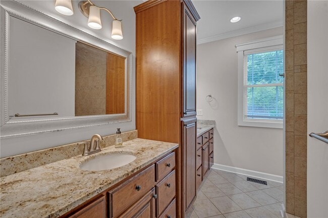 Photo - 137 Crawford Lake Dr