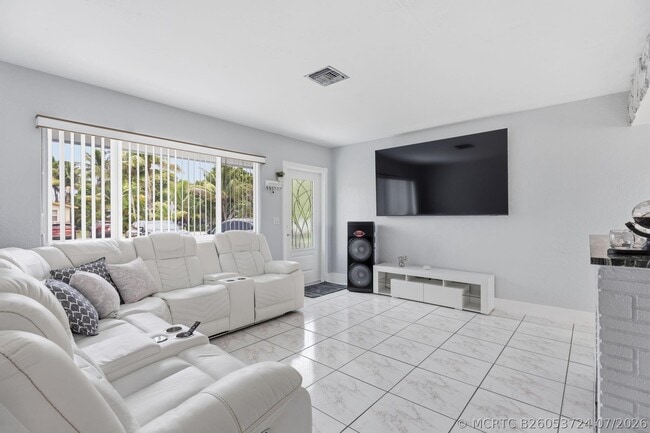 Photo - 6273 SW 25th St