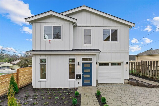 Photo - Newly Built Modern Craftsman in Prime Seattle Location