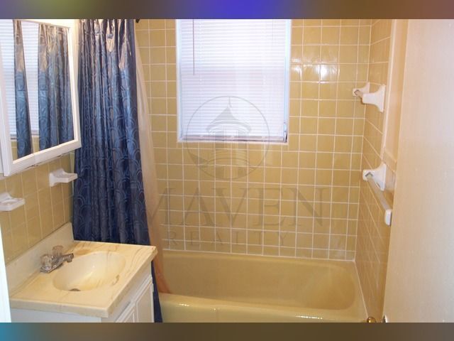 Photo - 402A Highland Ave Unit 1