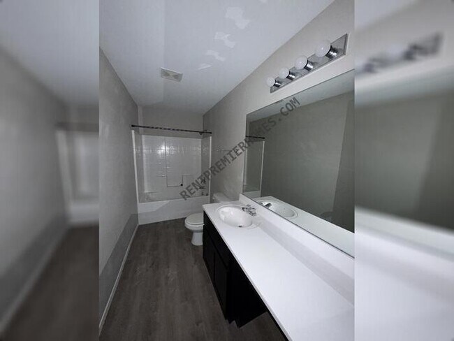 Photo - 7525 Lipizzan Rd