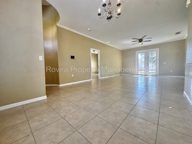 Photo - 806 Palermo Ct