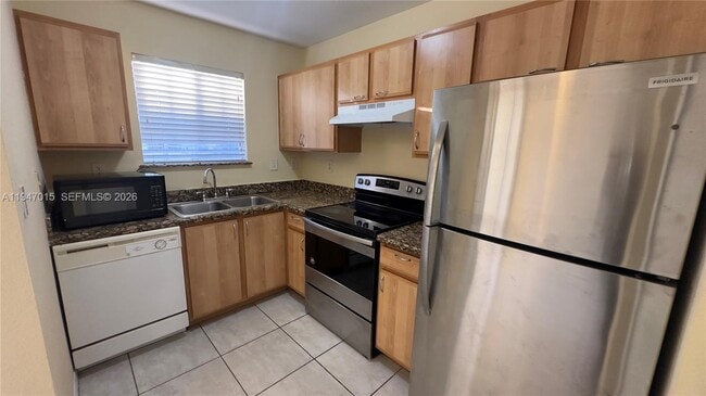 Photo - 2028 NE 167th St