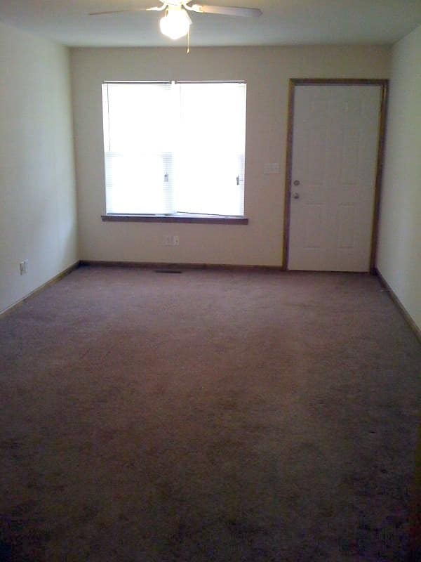 Photo - 310 Tarver St SE